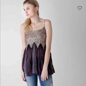 BKE Gold Sequin Chiffon Sleeveless Blouse Size Small